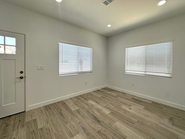 Foto del edificio - Willow Cir