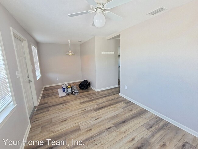 Building Photo - 3 br, 1 bath House - 601 McLennan St
