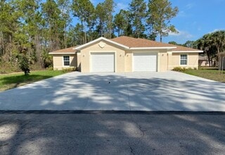 Building Photo - 29 Slumberland Path