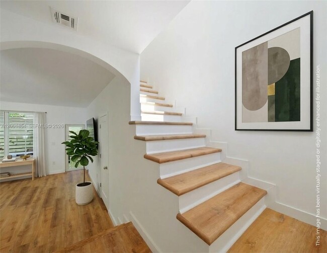 Foto del edificio - 2976 Bird Ave