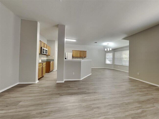 Foto del edificio - 310 Masonwood Dr