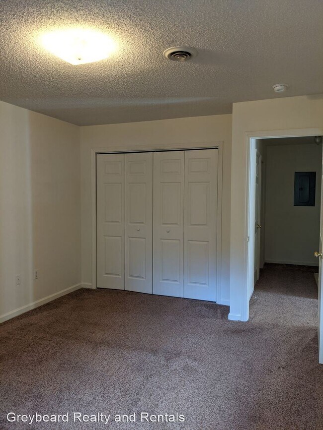 Foto del edificio - 2 br, 1 bath House - 6 Woodcock Street