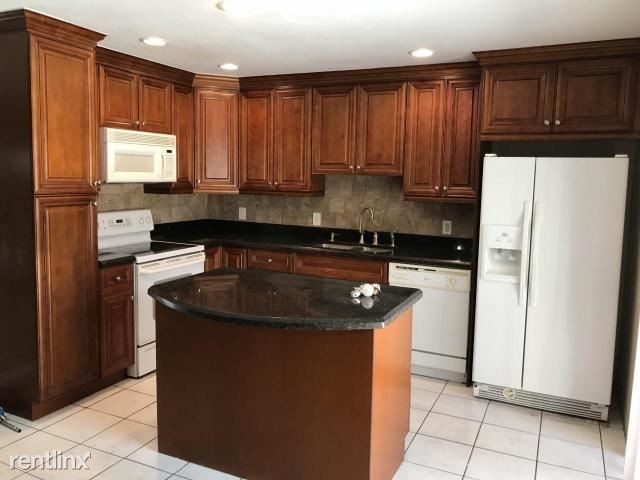 Building Photo - 4150 Turnberry Cir