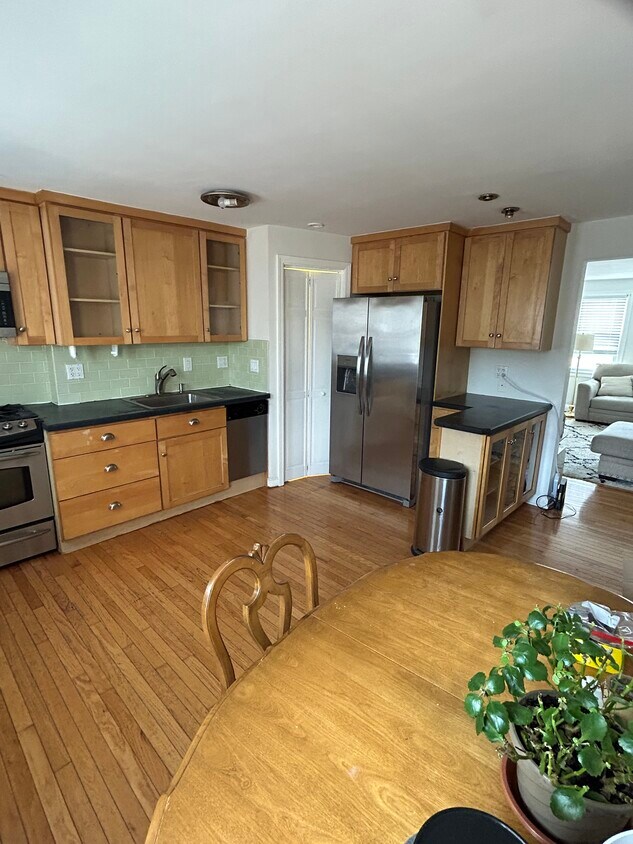 Foto principal - 436 E Garrison St
