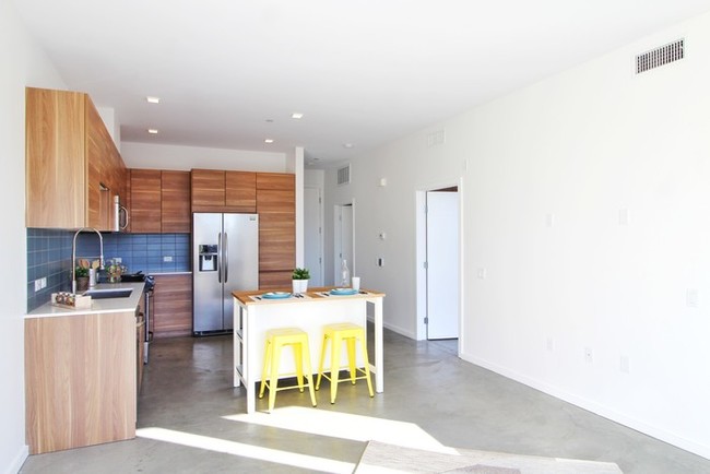 Building Photo - 4021 8th Ave