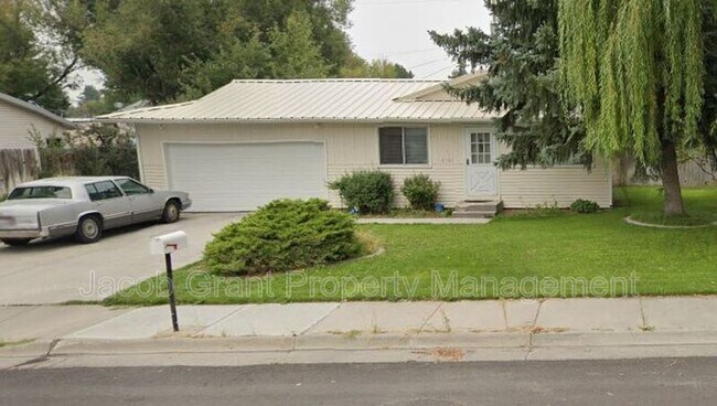 Foto del edificio - 2161 Bodily St