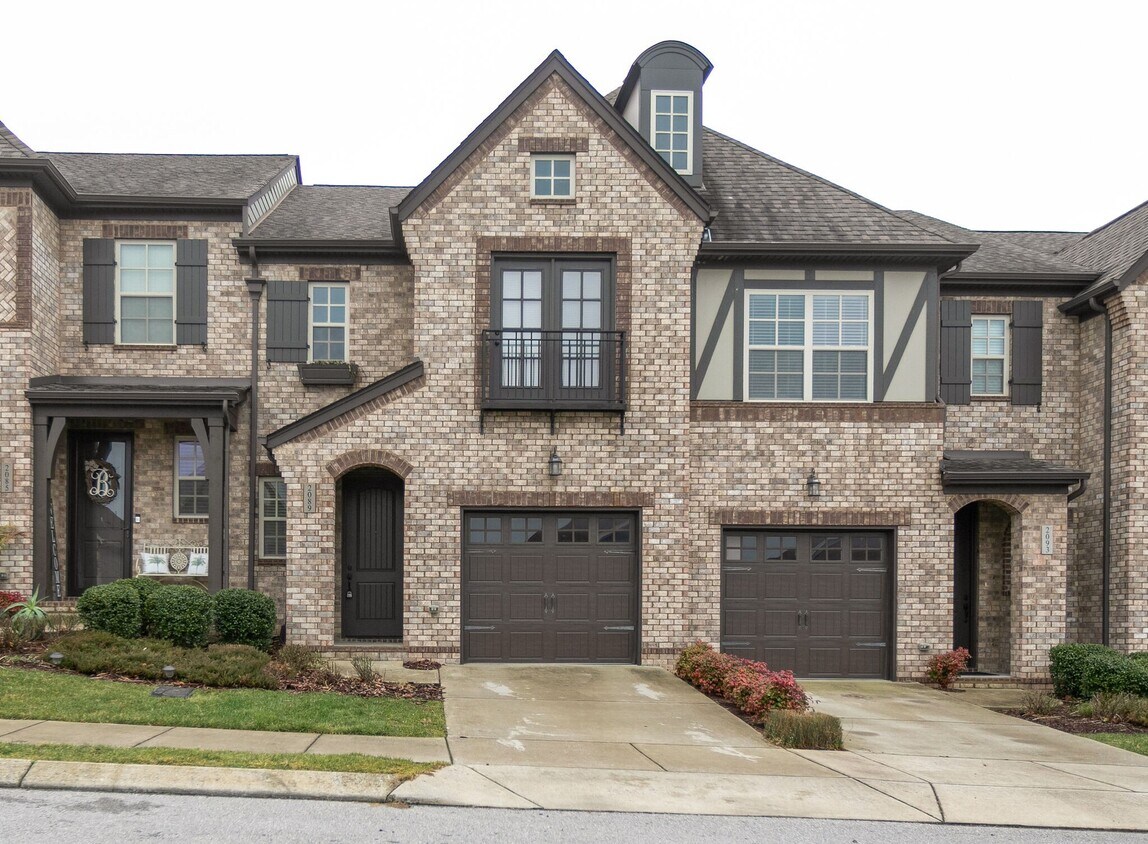 Primary Photo - 2089 Newark Ln