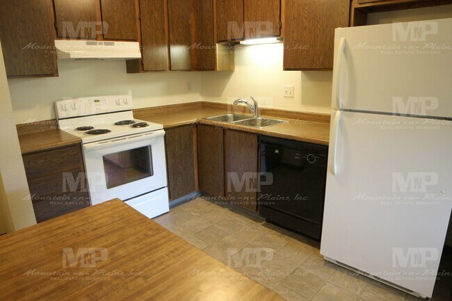 Foto del edificio - 925 Columbia Rd