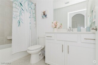 Building Photo - 5715 Double Eagle Cir