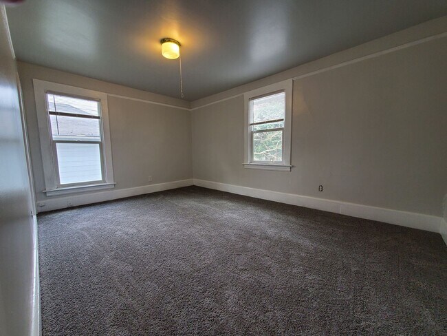 Foto del edificio - 3951 SE Holgate Blvd