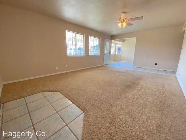 Foto del edificio - 3 br, 2 bath House - 5000 Dearborne