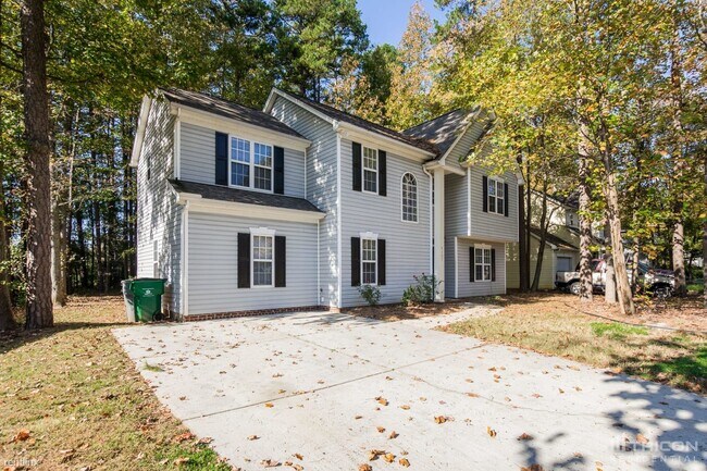 Foto del edificio - 4107 Craven Hill Dr