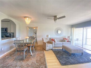 Building Photo - 1624 Pine Valley Dr