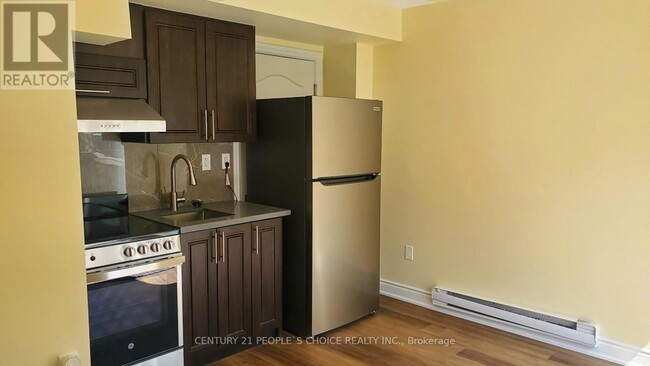 Building Photo - 59 Betterton Cres