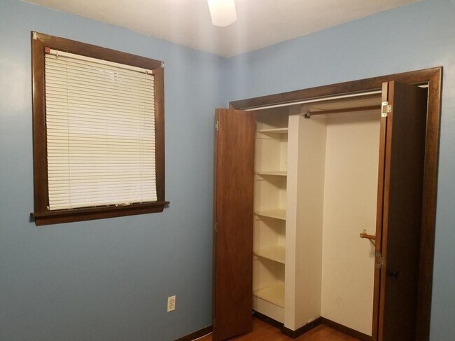 Building Photo - 41 Davis Ave