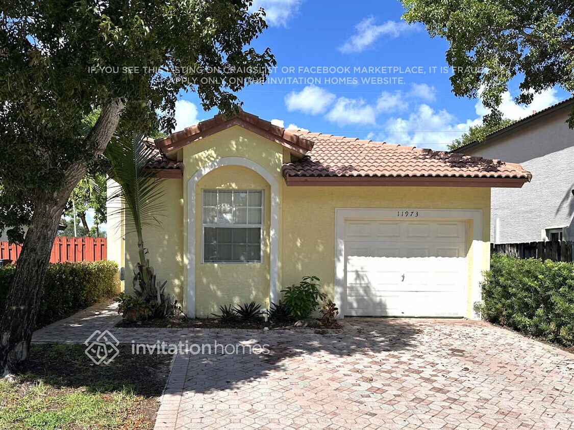Foto principal - 11973 SW 133rd Terrace