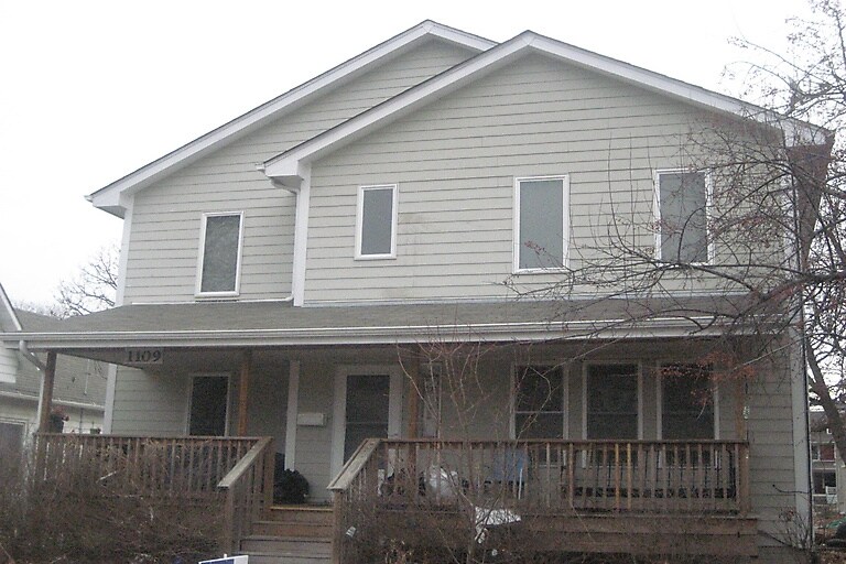 Primary Photo - 1109 27th St