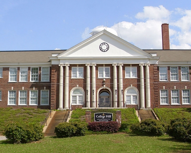 Primary Photo - College Hill Apartments