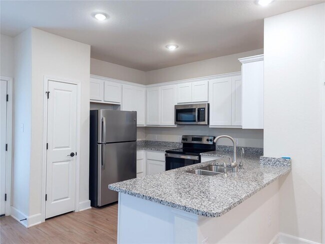 Foto del edificio - 13837 Enzo Gate