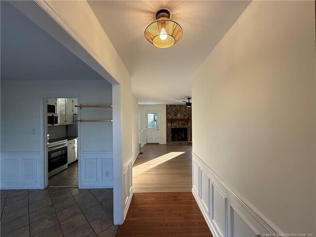 Foto del edificio - 6537 Grist Mill Rd