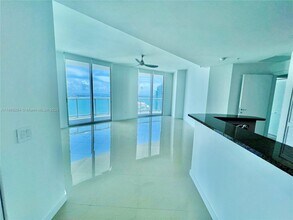 Building Photo - 300 S Biscayne Blvd