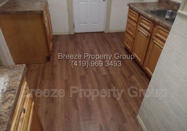 Building Photo - 1537 Remington St