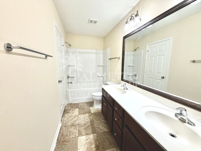Building Photo - 263 Malamute Ln
