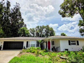 Building Photo - 3125 S Lockwood Ridge Rd