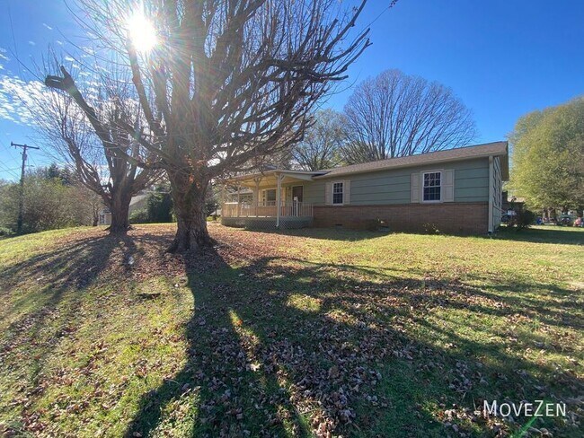 Building Photo - 4612 Walden Dr