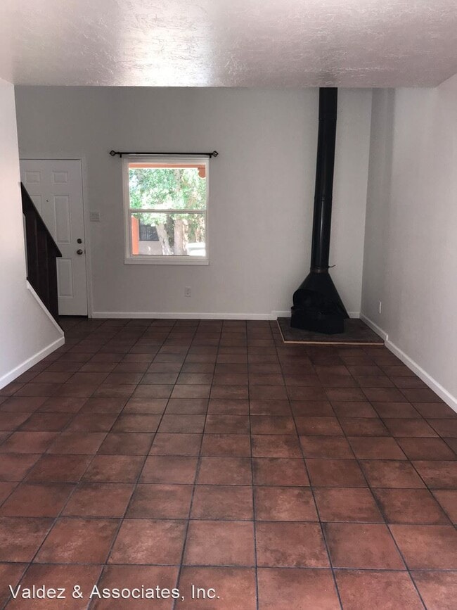 2382 Camino Capitan, Santa Fe, NM 87505 Room for Rent in Santa Fe, NM