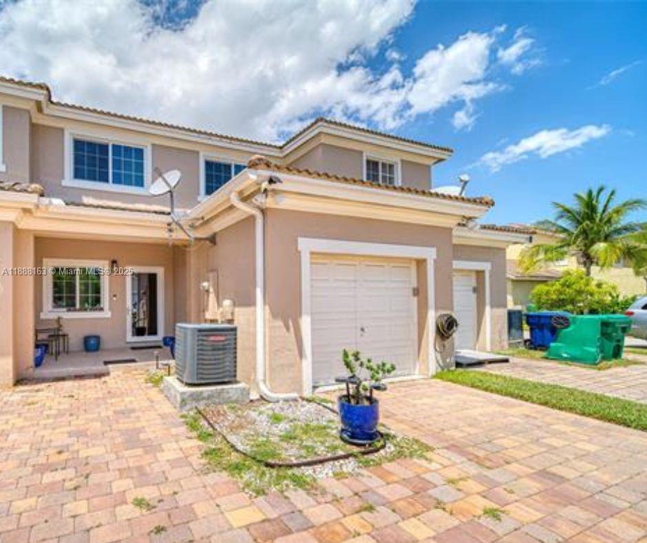 Foto principal - 13950 SW 276th St