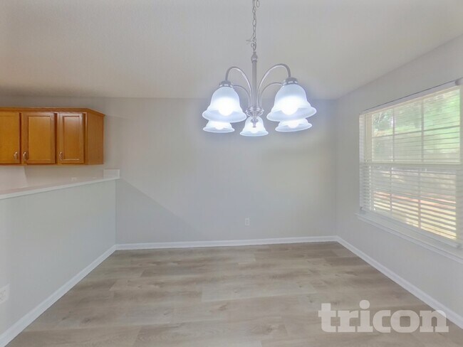 Foto del edificio - 2177 Red Oak Cir