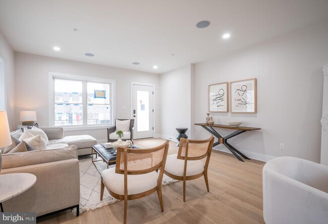 Foto del edificio - 615 Irving St NW
