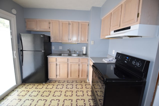 Building Photo - 802 Berkley Cir