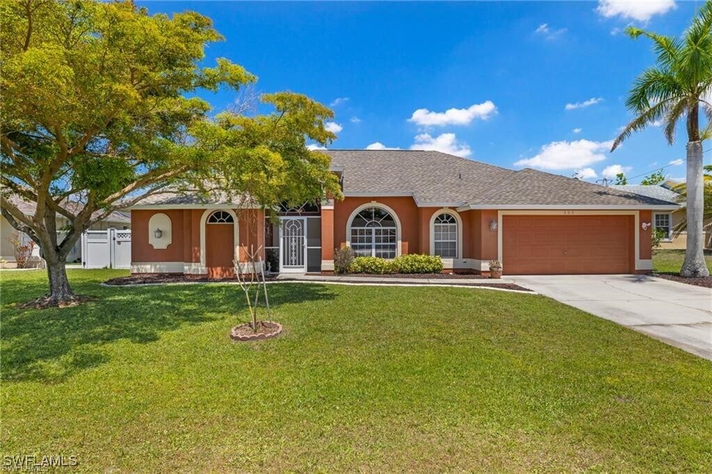 309 SE 18th Terrace, Cape Coral, FL 33990 House Rental in Cape Coral