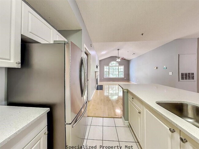 Foto del edificio - 610 Spring Heights Ln