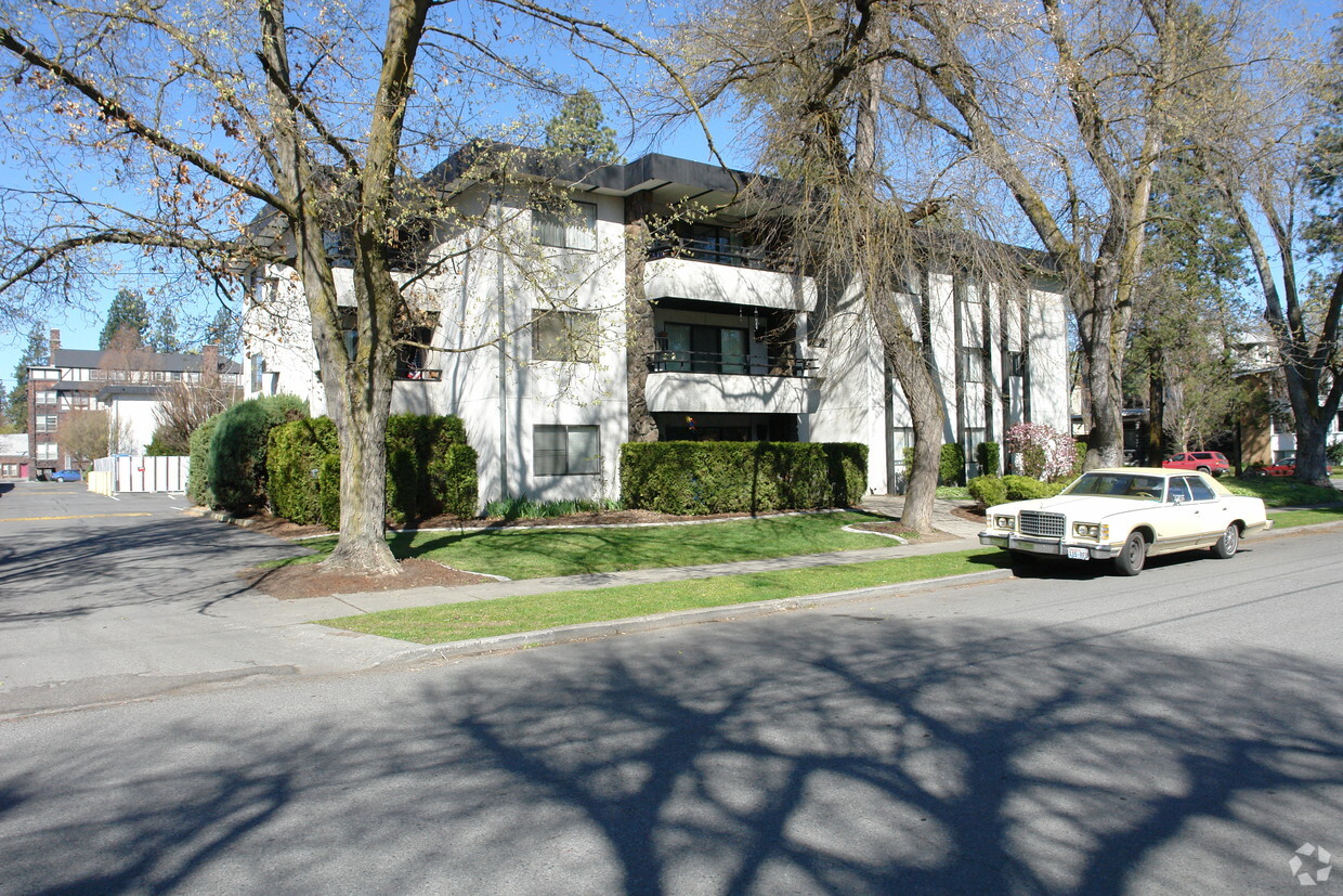 Building Photo - Pacific Terrace Apartments