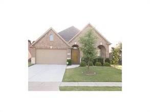 Building Photo - 4307 Oak Bluff Dr