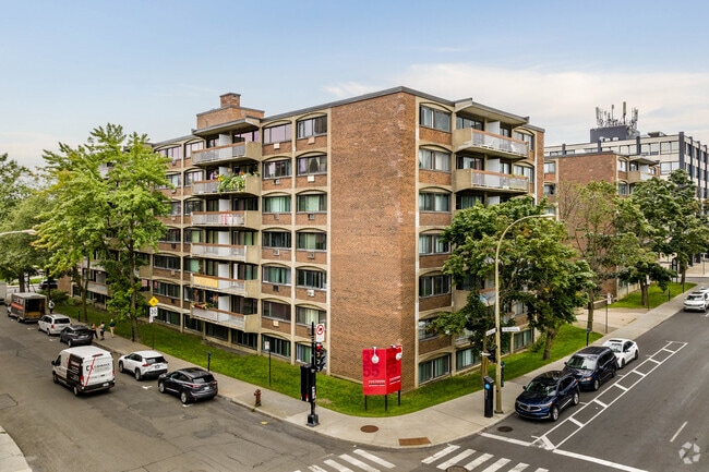 Building Photo - Z-PC