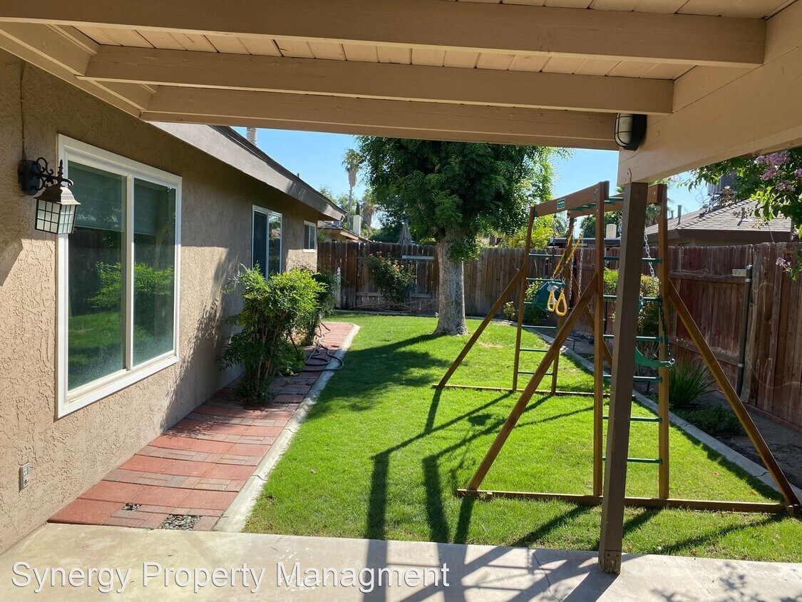 Building Photo - 3 br, 2 bath House - 3113 Fortune St