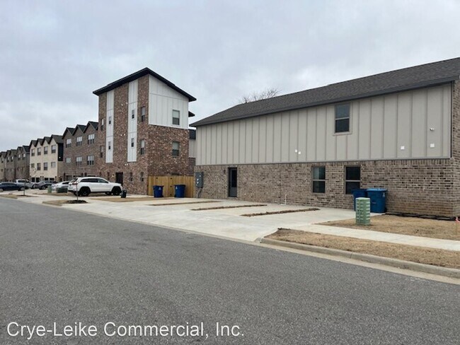 Building Photo - 3 br, 2 bath House - 2600 SW Livingston Sq...