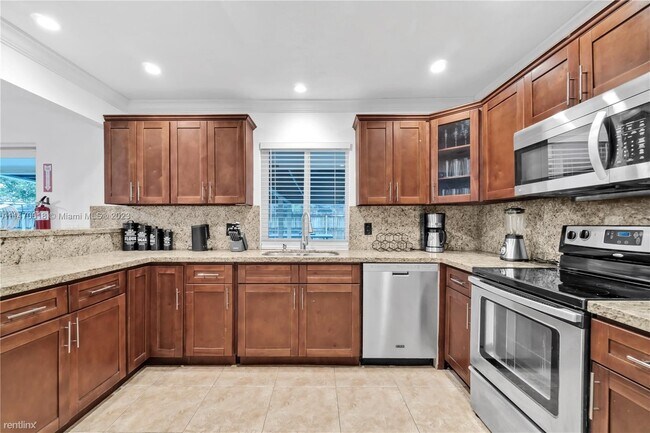 Building Photo - 4 br, 2 bath House - 3310 NW 64th St