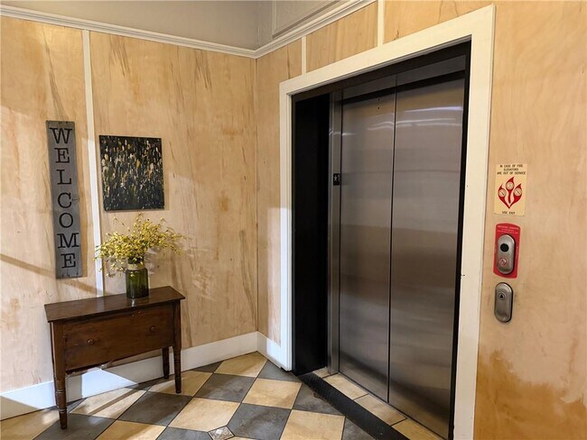 Foto del edificio - 127 Dauphin St