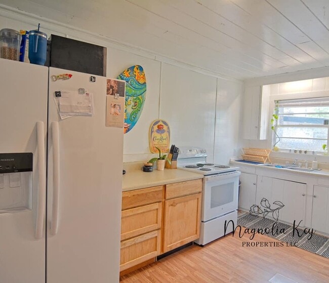 Photo - 7203 Porcher Dr Apartment