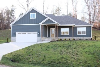 Building Photo - 1414 Westbrook CIR