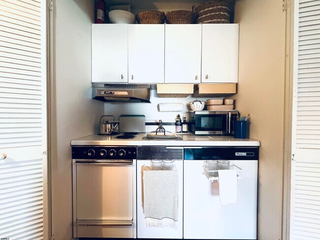 Foto del edificio - 4800 N Vassar Square