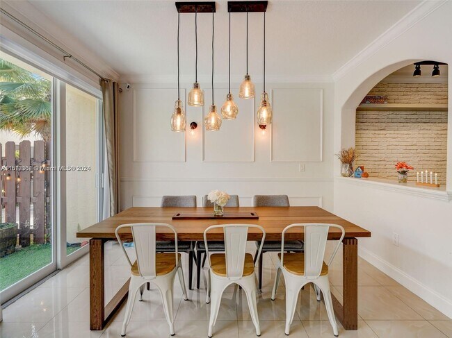 Foto del edificio - 3123 NW 101st Pl