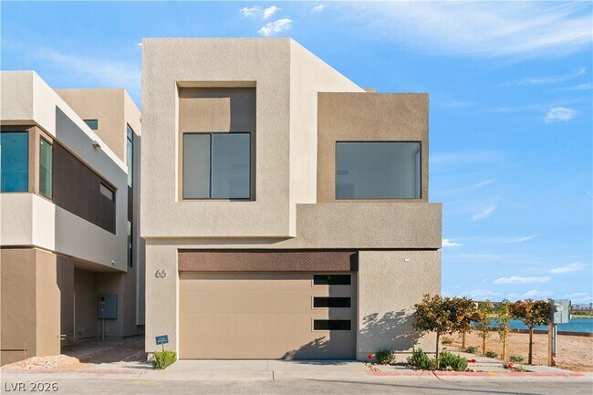 Foto del edificio - 66 Lakefront Dr