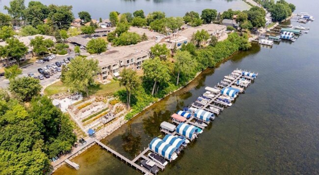 Vista aérea del complejo - 4371 Wilshire Blvd