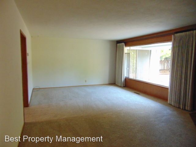 Building Photo - 3 br, 2.5 bath House - 4589 Mayfield Court